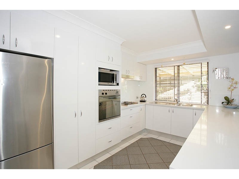 11 Tofanella Street, Fig Tree Pocket QLD 4069