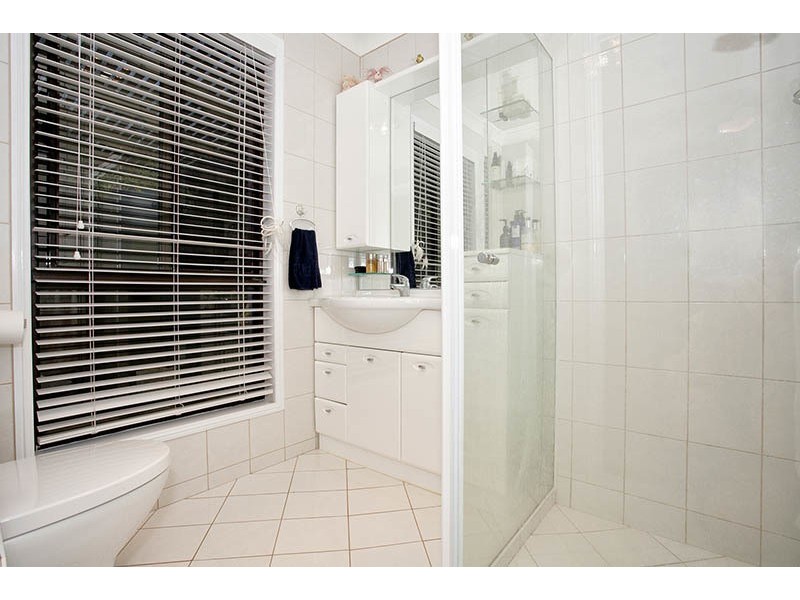 11 Tofanella Street, Fig Tree Pocket QLD 4069