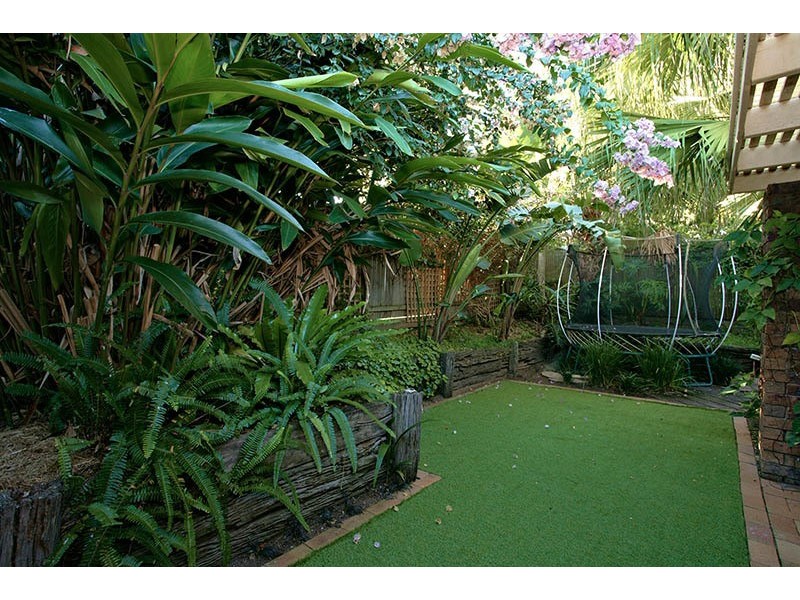 11 Tofanella Street, Fig Tree Pocket QLD 4069