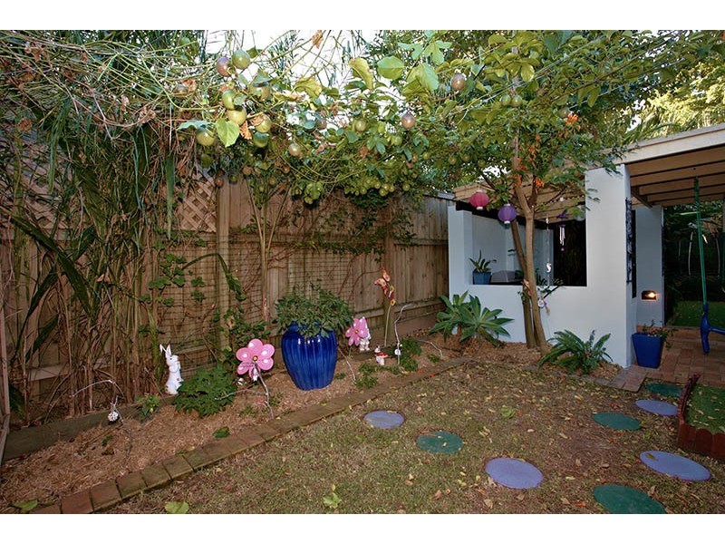 11 Tofanella Street, Fig Tree Pocket QLD 4069