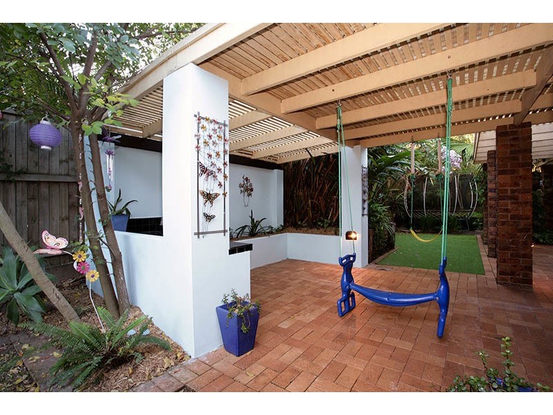 11 Tofanella Street, Fig Tree Pocket QLD 4069