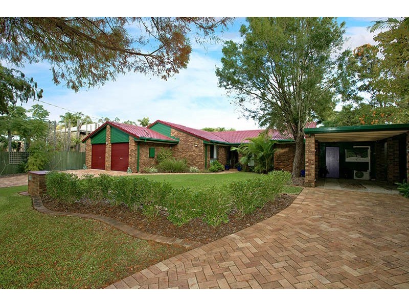 11 Tofanella Street, Fig Tree Pocket QLD 4069