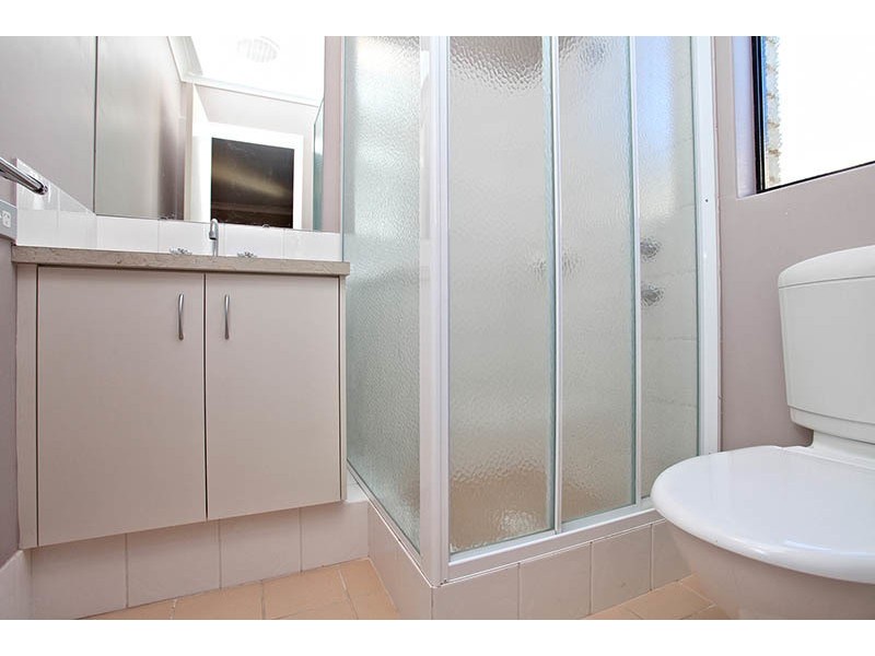 16 Apsley Bend, Tapping WA 6065