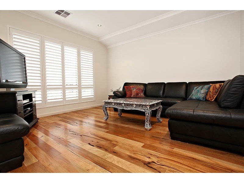 55 Cassino Drive, Stirling WA 6021