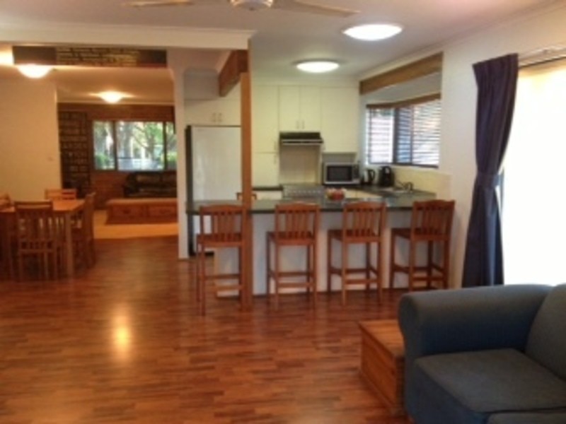 9 Elkington Street, Nudgee QLD 4014