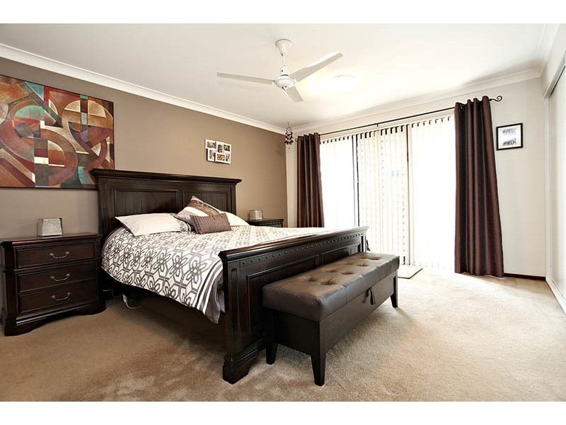 34 Parkway Road, Bibra Lake WA 6163