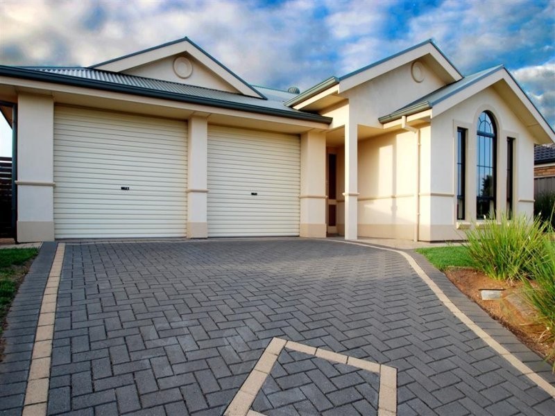 3 Overland Crescent, Sheidow Park SA 5158