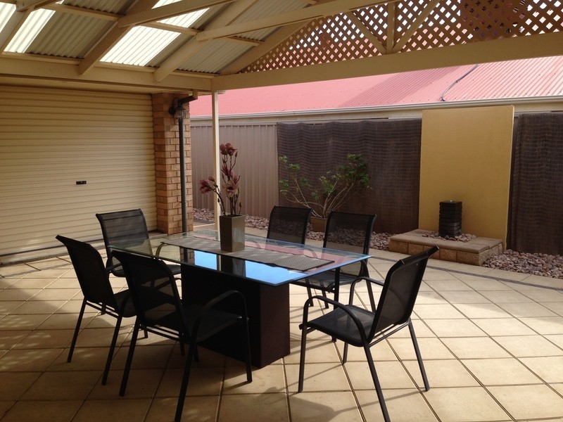 3 Overland Crescent, Sheidow Park SA 5158