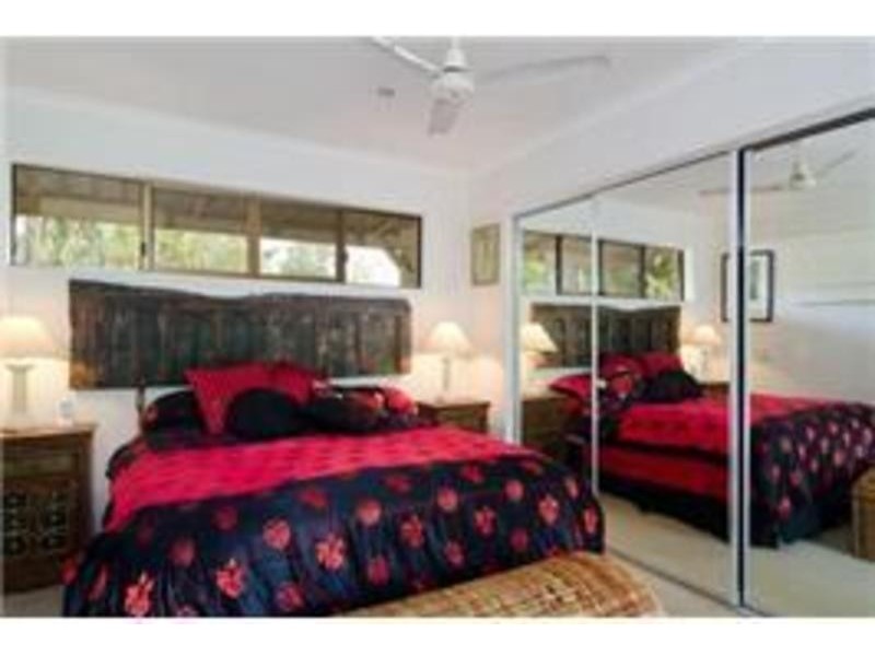 16 River Road, Tewantin QLD 4565