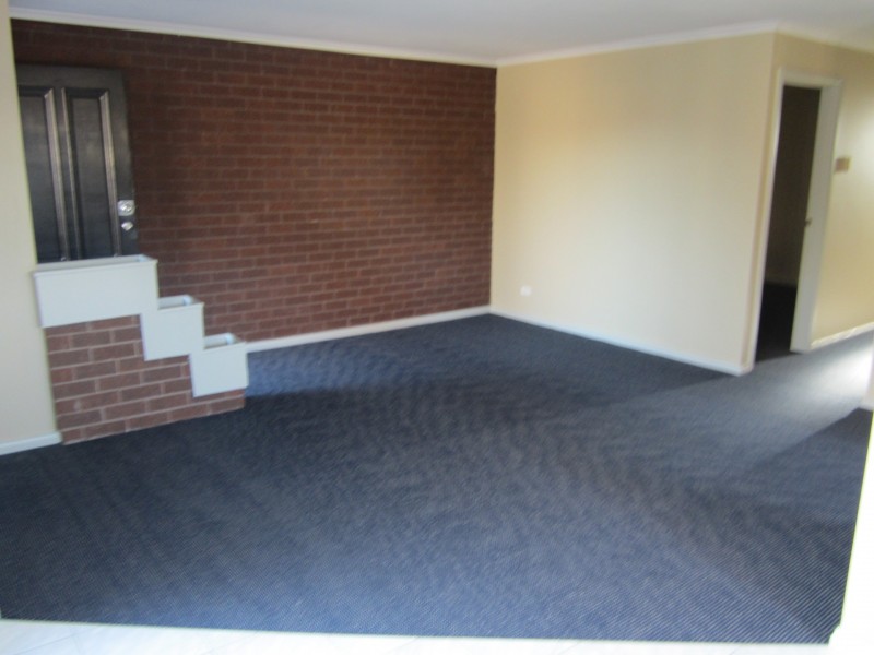 2/4 Pearce Court, Altona Meadows VIC 3028