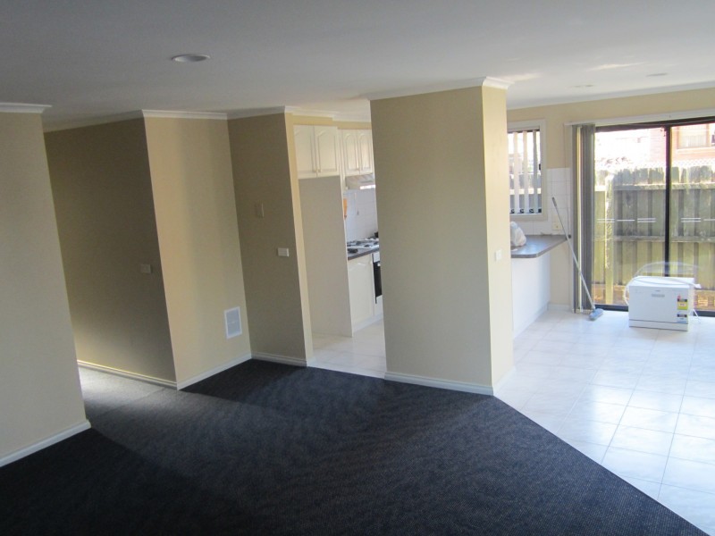 2/4 Pearce Court, Altona Meadows VIC 3028