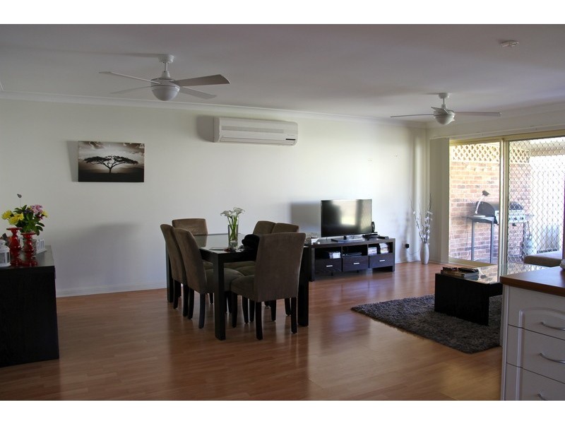 2/12 Kennedy Close, Muswellbrook NSW 2333