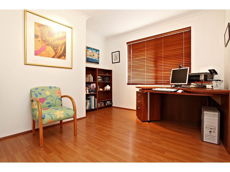 8 Eldwick Loop, Swan View WA 6056