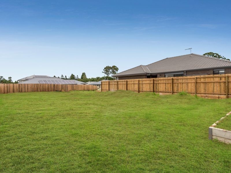 27 Harborough Street, Bridgeman Downs QLD 4035