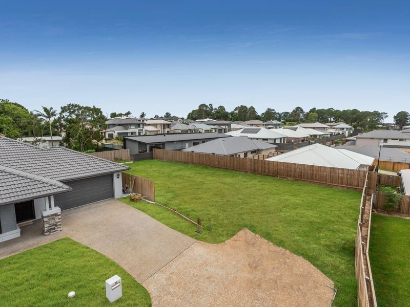 27 Harborough Street, Bridgeman Downs QLD 4035