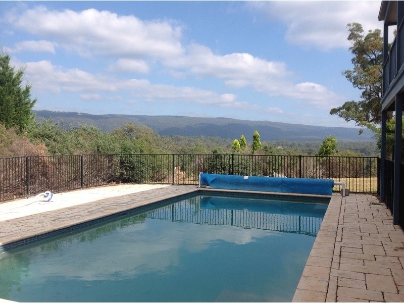 102 Peel Parade, Kurrajong NSW 2758