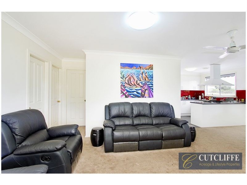 101 South Creek Road, Shanes Park NSW 2747