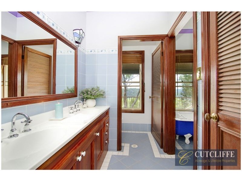 232 Laws Farm Road, Cumberland Reach NSW 2756