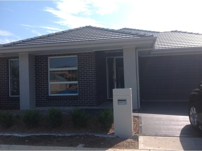 10 Bartlett Place, Penrith NSW 2750