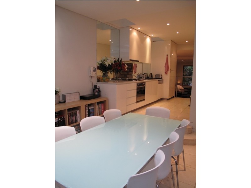 107 Barcom Avenue, Darlinghurst NSW 2010