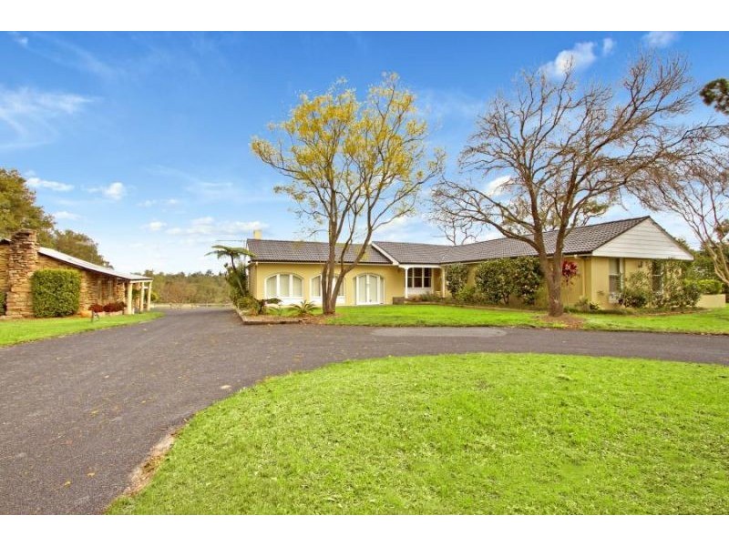 6 Orana Road, Kenthurst NSW 2156