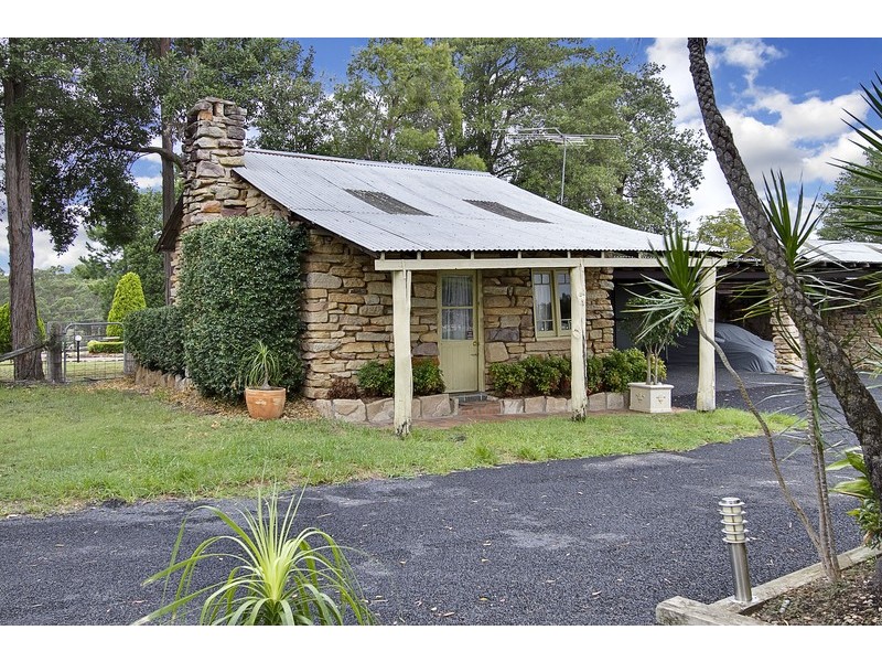 6 Orana Road, Kenthurst NSW 2156