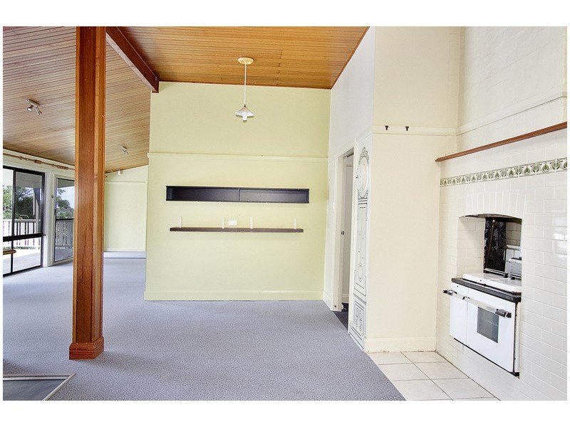 2 Withers Lane, Kurrajong Heights NSW 2758