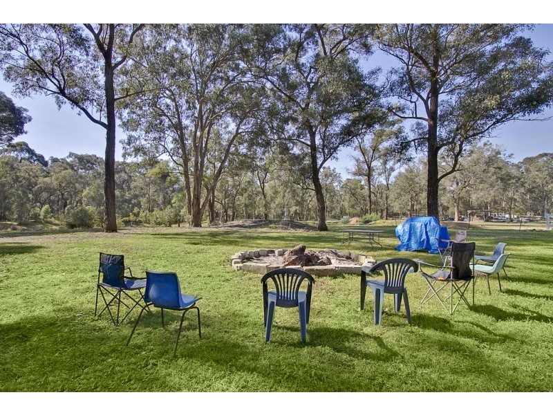 24 Fourth Avenue, Llandilo NSW 2747