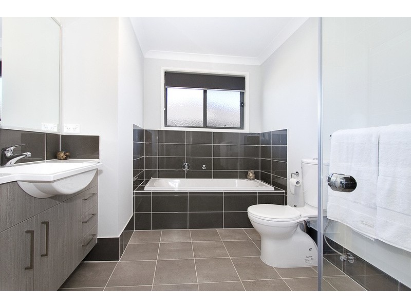 2 Nightjar Street, Cranebrook NSW 2749