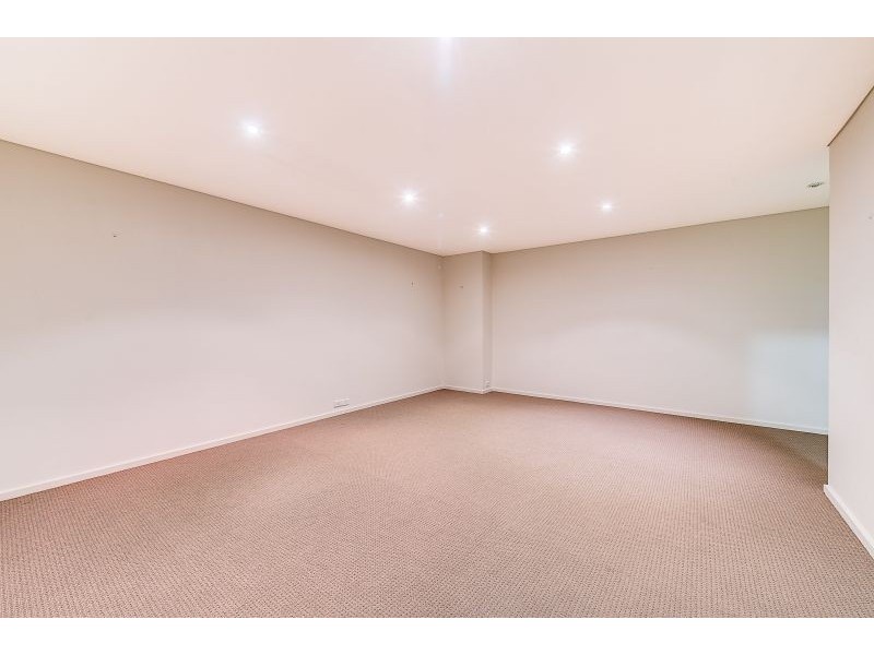 2/2-8 Susan Parade, Castle Hill NSW 2154