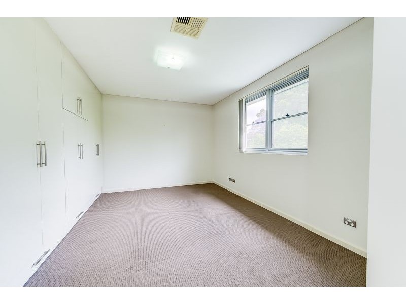 2/2-8 Susan Parade, Castle Hill NSW 2154