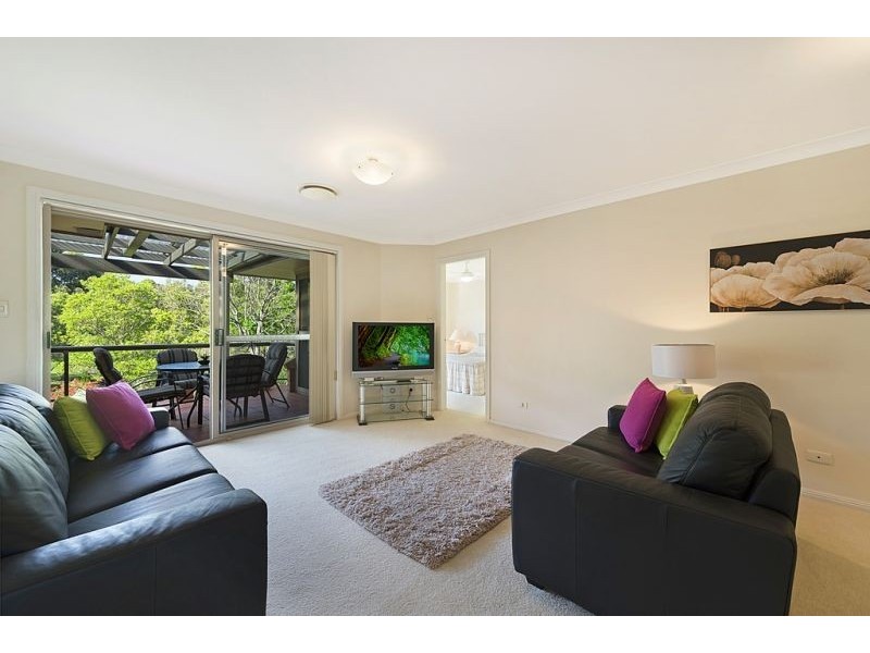 28 Castle Pines Drive, Baulkham Hills NSW 2153