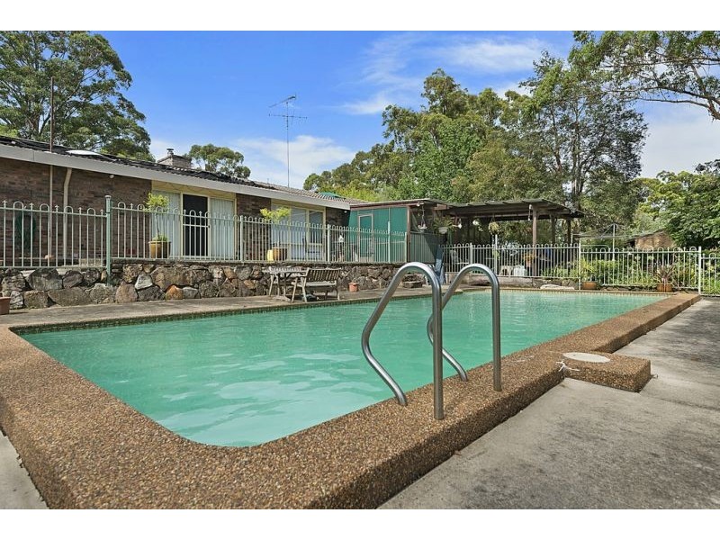 11 Lang Road, Kenthurst NSW 2156