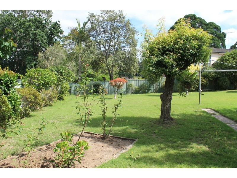 35 Karloon Road, West Pennant Hills NSW 2125