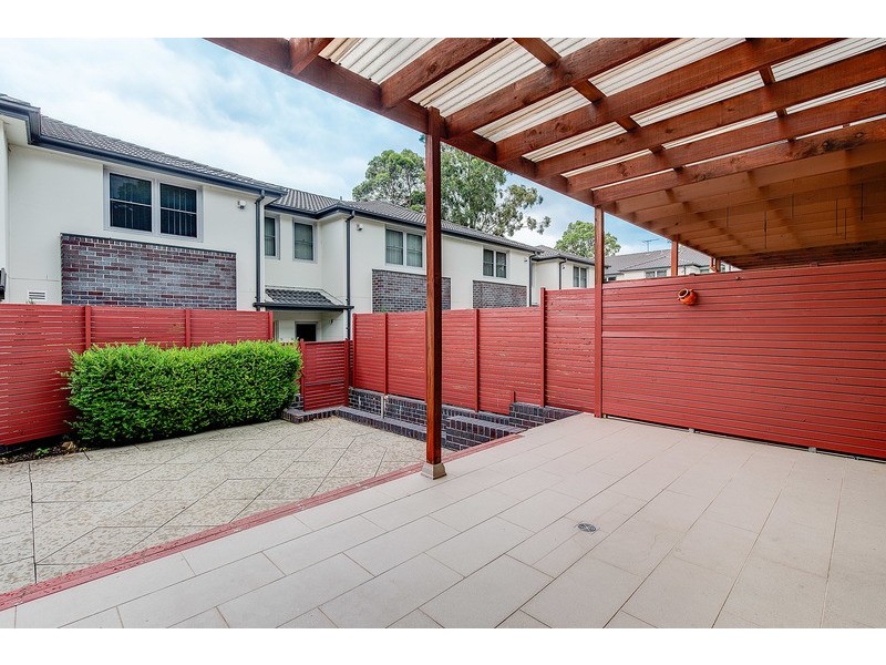 2/2-8  Susan Parade, Castle Hill NSW 2154