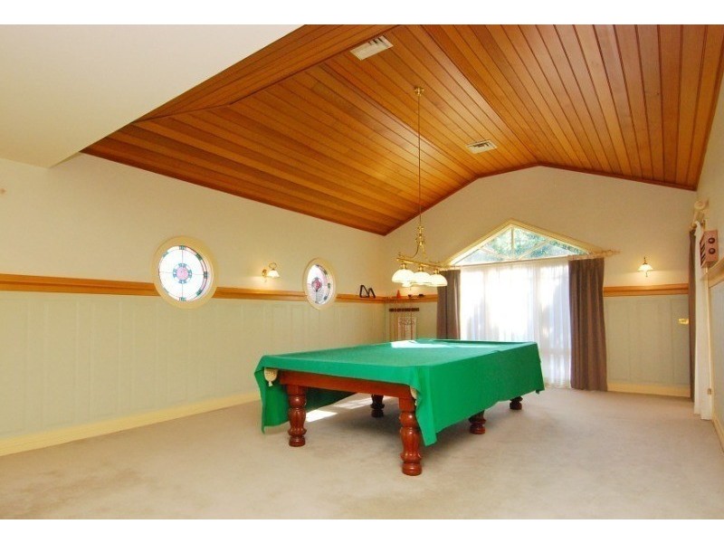 30 Redwood Close, Castle Hill NSW 2154