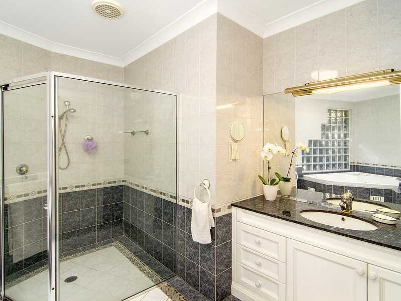 30 Redwood Close, Castle Hill NSW 2154