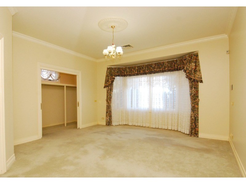 30 Redwood Close, Castle Hill NSW 2154