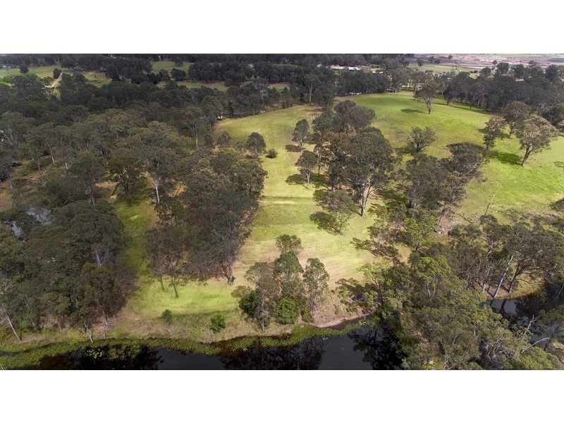 19 Mark Road, Nelson NSW 2765