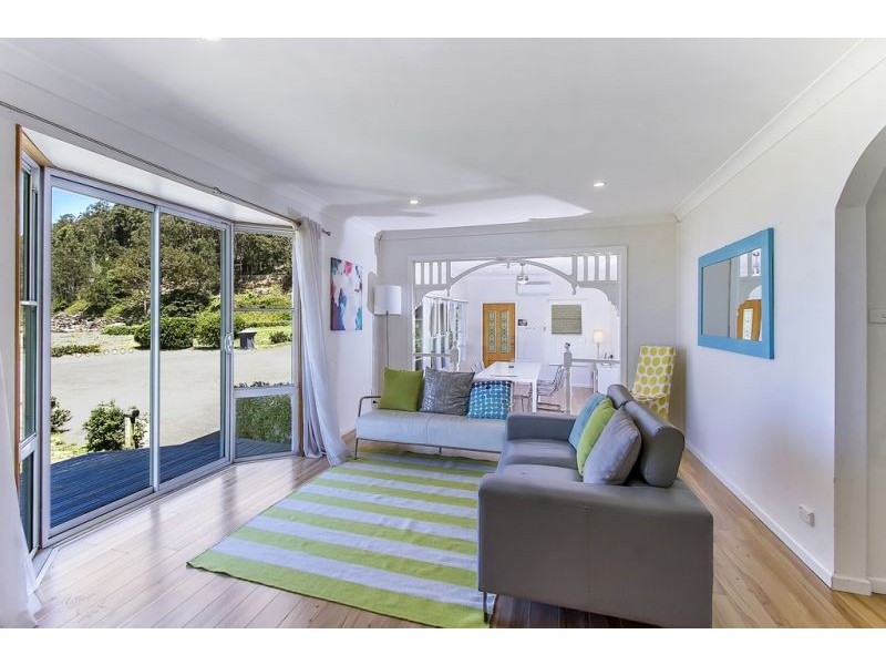 8 Berrima Crescent, Umina Beach NSW 2257