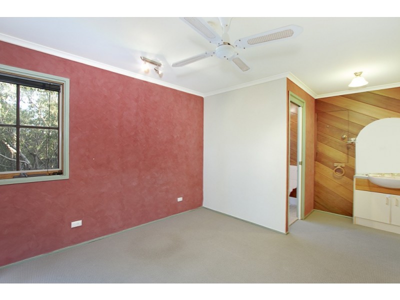 4 Wesley Place, Cherrybrook NSW 2126