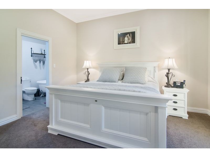 1 Kirkwood Road, Blaxlands Ridge NSW 2758