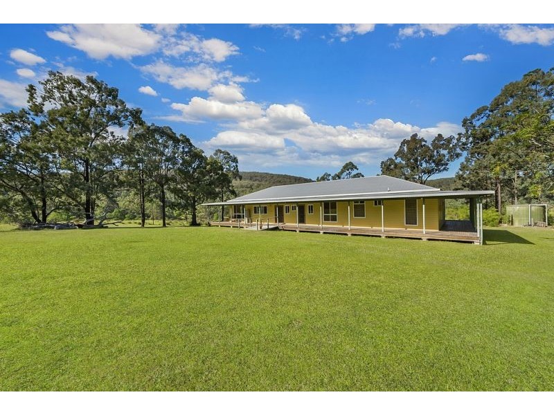 6121 Putty Road, Howes Valley NSW 2330