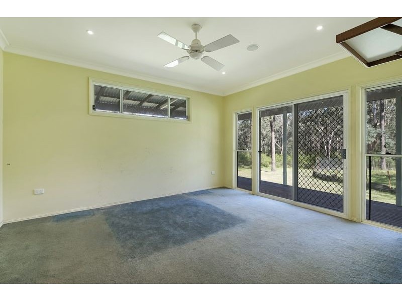 6121 Putty Road, Howes Valley NSW 2330