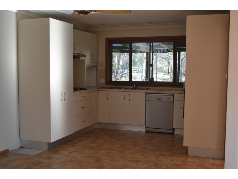 4 Ross Place, Kellyville NSW 2155