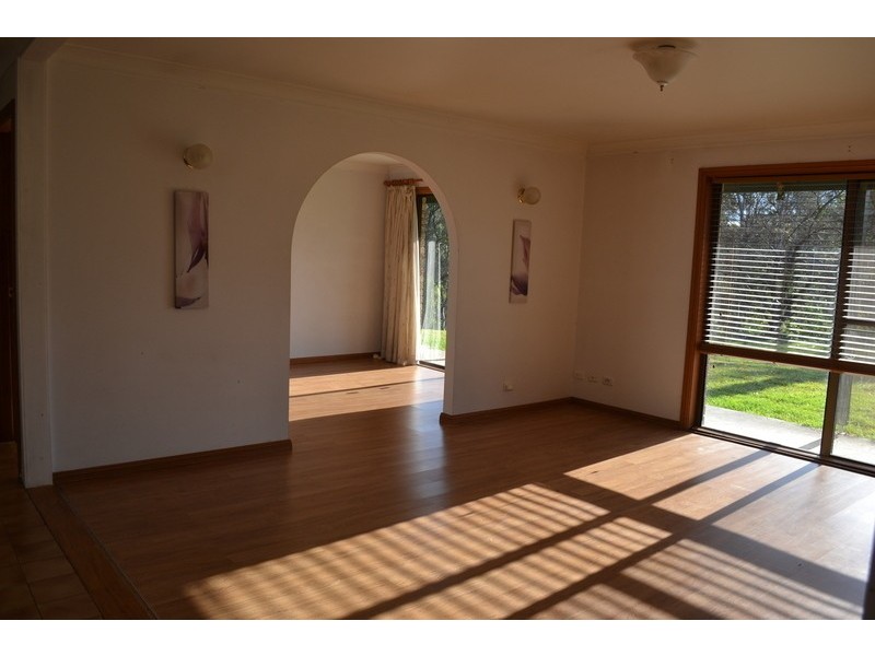 4 Ross Place, Kellyville NSW 2155