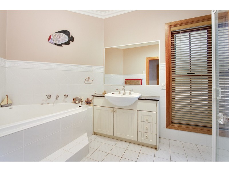 102 Peel Parade, Kurrajong NSW 2758