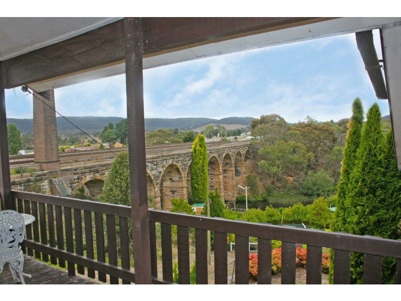83 Hughes Lane, Marrangaroo NSW 2790