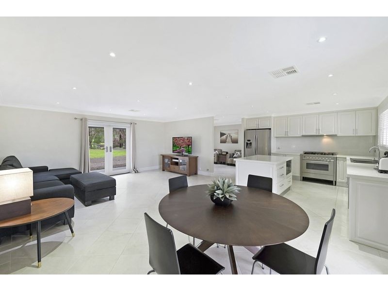 154 Commercial Road, Vineyard NSW 2765