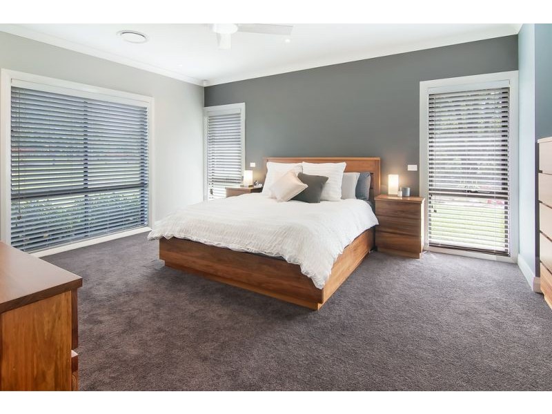 1 Oakford Place, Grose Wold NSW 2753